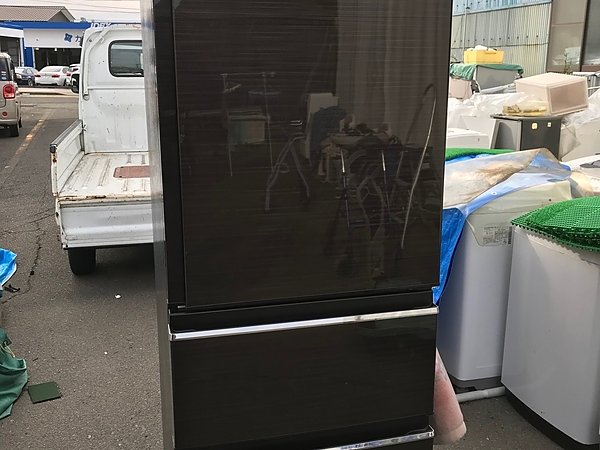 三菱　3ドア冷蔵庫　370リッター　高価買取致しました！！！の画像